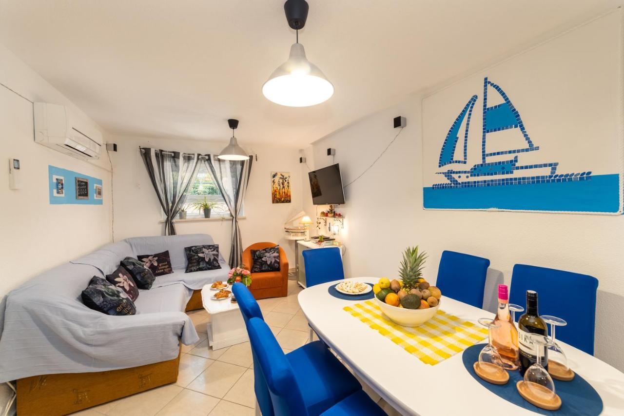Family Apartment กราดัซ ภายนอก รูปภาพ